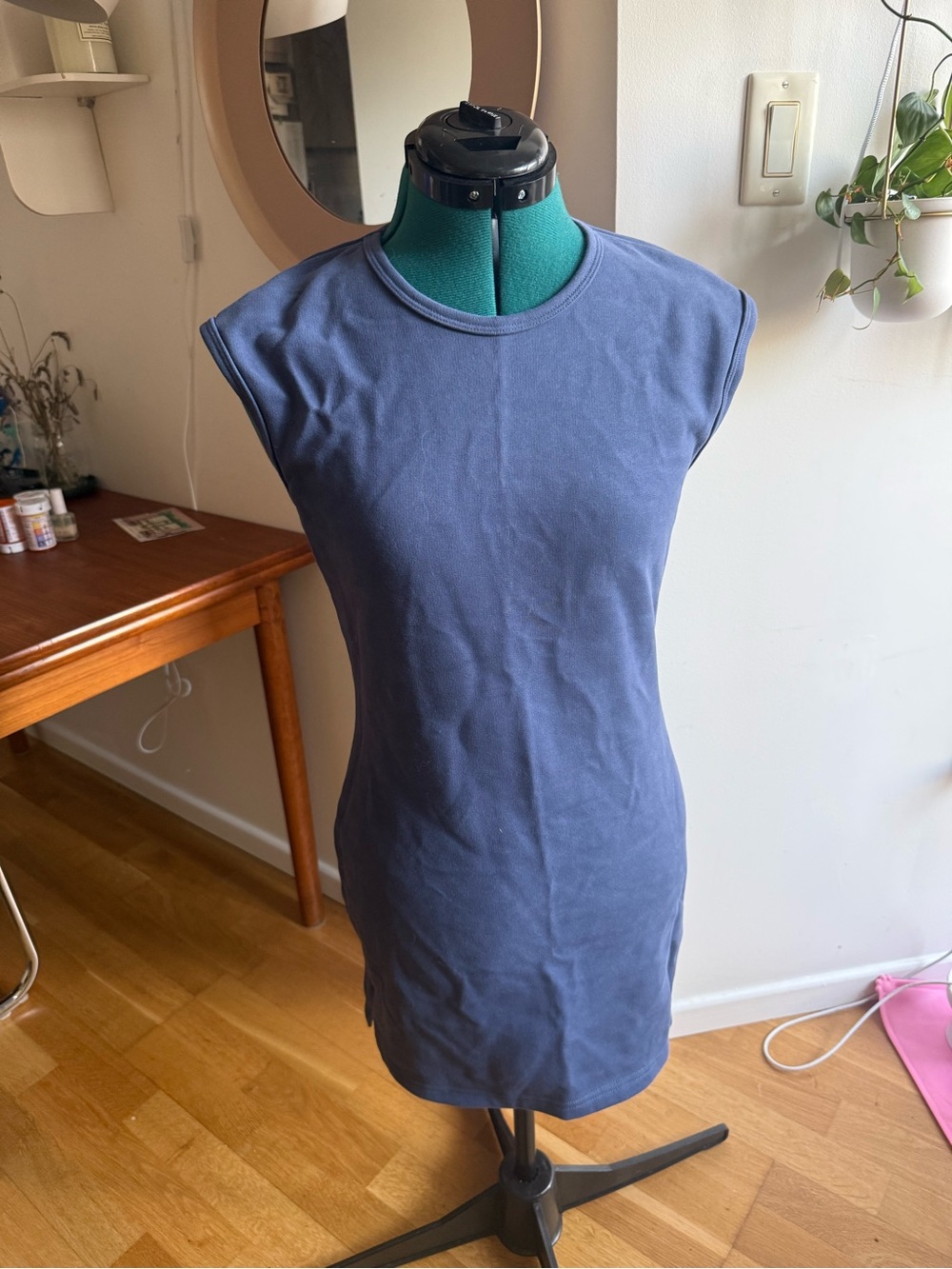 Fashion brand company Navy Cap-Sleeve Women’s dress